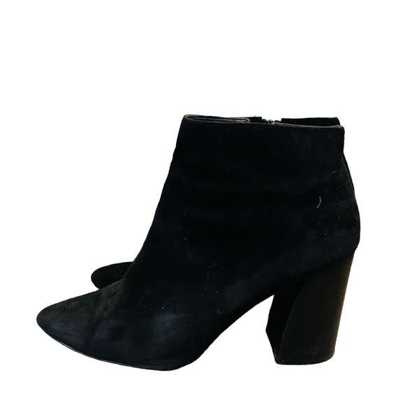 Steve Madden Simmer Suede Black Heeled Booties - Picture 3 of 9